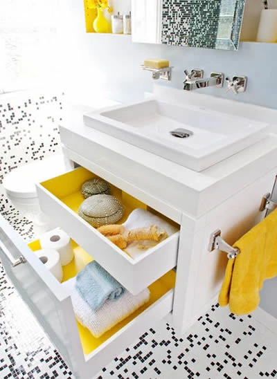 Puno manje rasvjete trebat ćemo za svjetliju nego za tamniju prostoriju. 