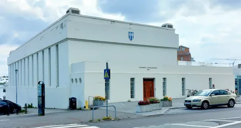 Javno kupalište Sundhöll Reykjavíkur na Islandu